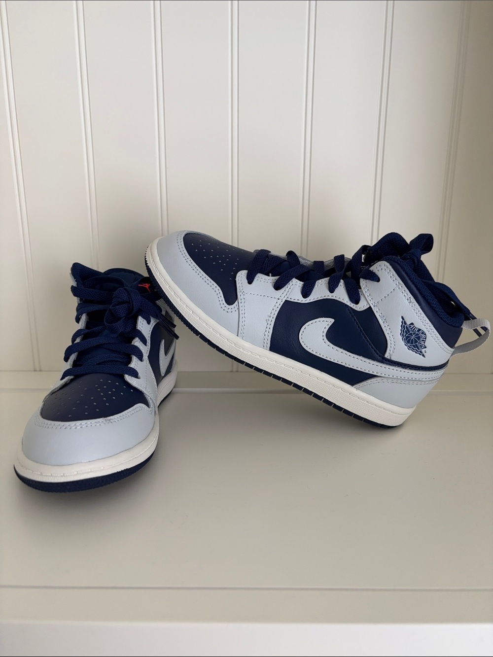 Jordan 1 Mid
